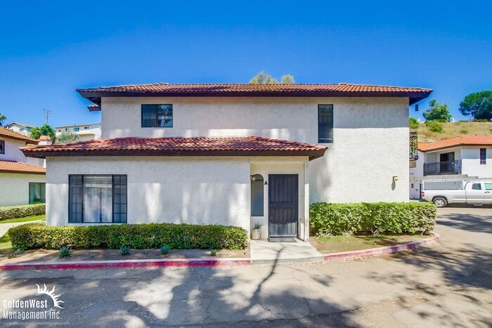 Foto principal - Spacious 2Bd 2.5Ba Two-Story Condo in Alli...
