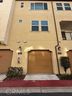 Building Photo - 2467 S Loom Ct