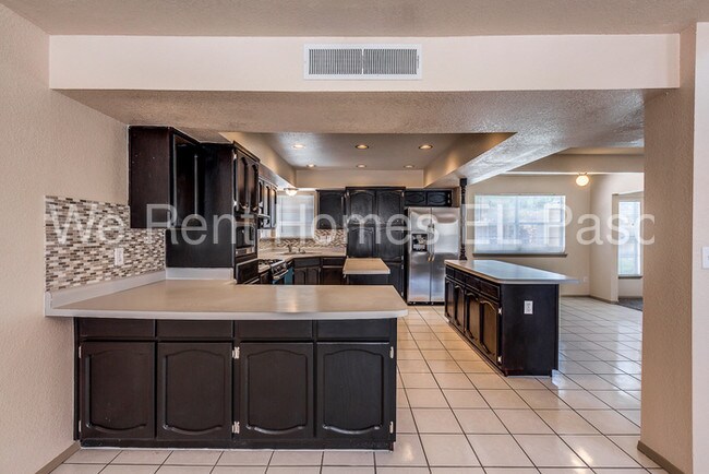 Building Photo - 11929 Pueblo Dormido Way