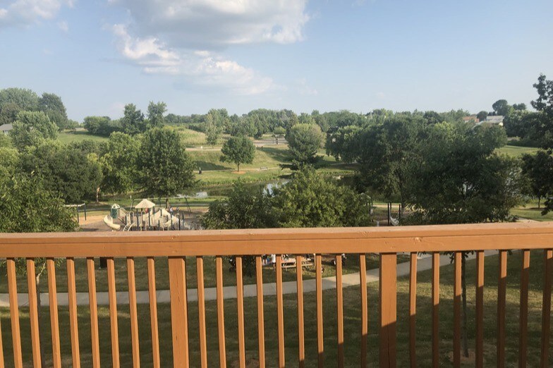 Foto principal - 2208 Holiday Rd