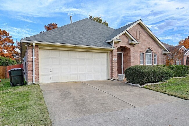 Foto del edificio - 4405 Lone Rock Ct