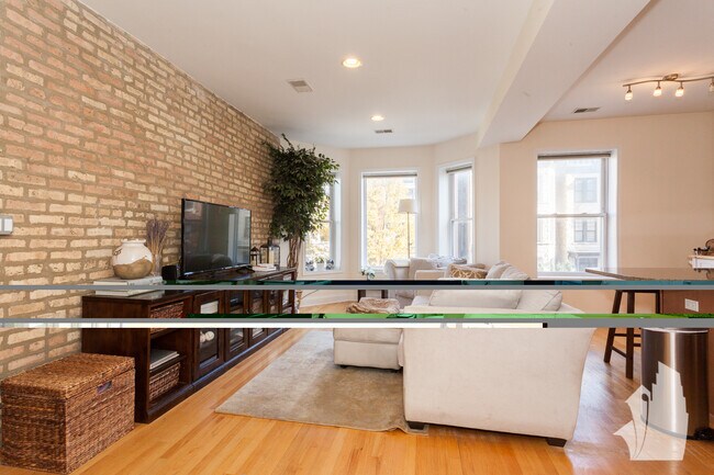 Foto del edificio - 3750 N Wilton Ave