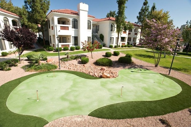 Building Photo - San Antigua In McCormick Ranch