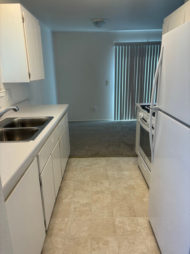 Foto del edificio - Clean 2 bedroom 1 bath