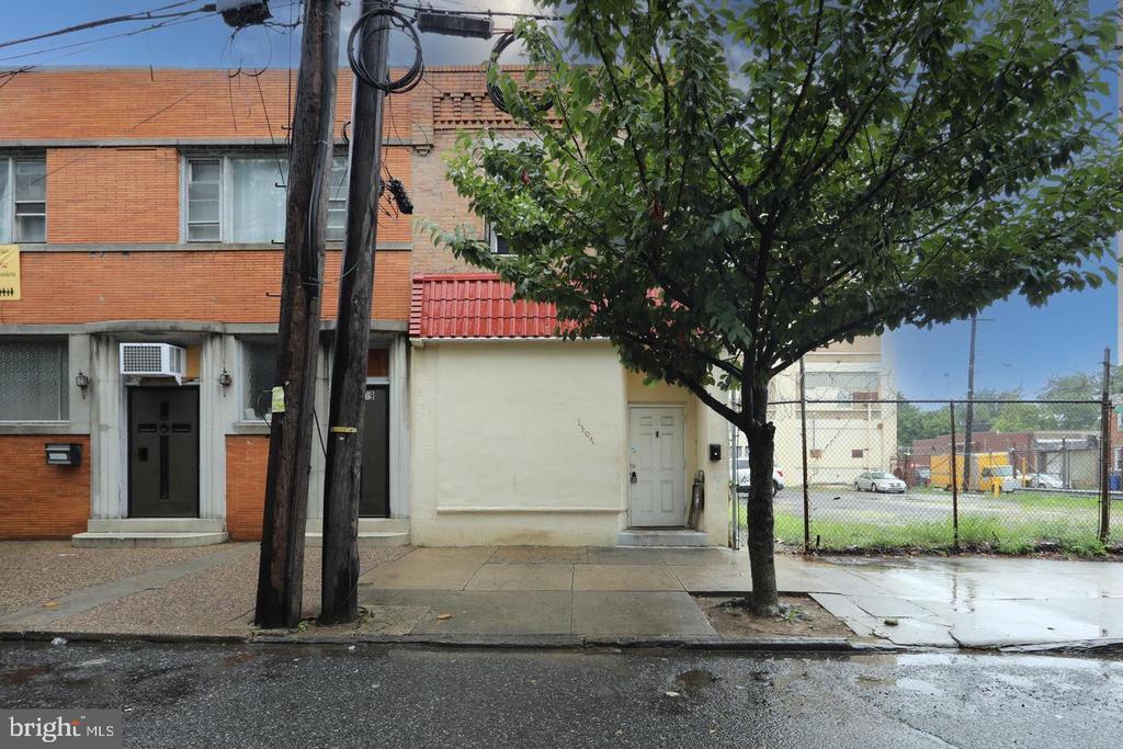 1307 S 10th St, Camden, NJ 08104 Townhome Rentals in Camden NJ