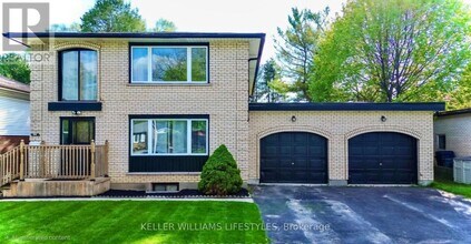 Building Photo - 361 Vesta Rd