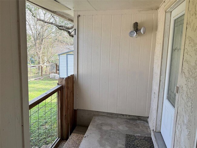 Foto del edificio - 11705 Cherokee St