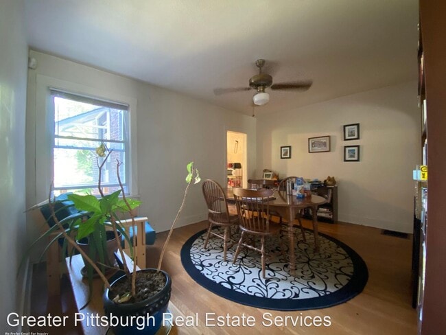 Building Photo - 3 br, 1 bath House - 1417 N. Saint Clair St.