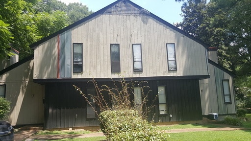 Photo - 663 Watson (Duplex)