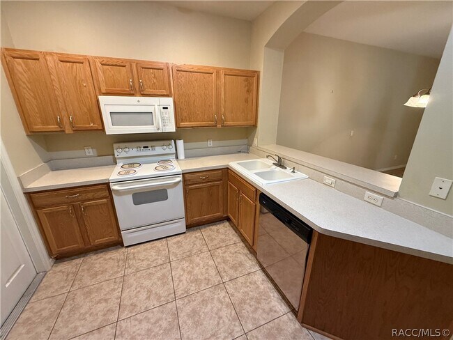 Foto del edificio - 1658 W Spring Meadow Loop