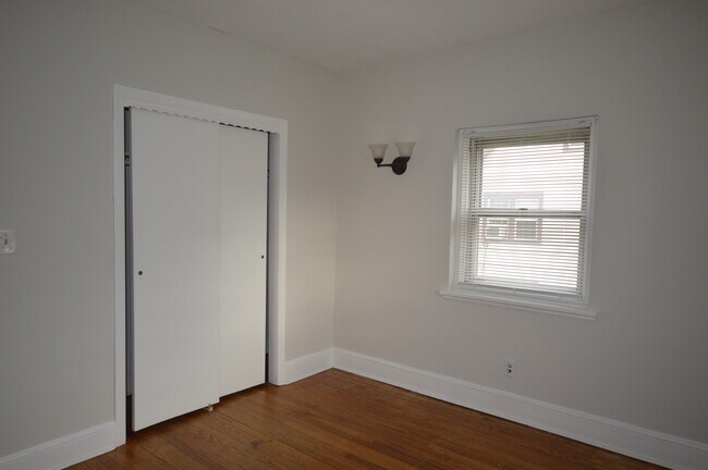 Bedroom - 43 Bradford St