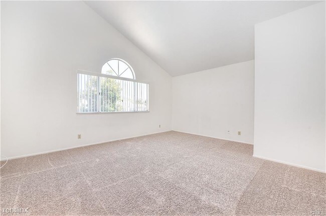 Building Photo - 4 br, 3 bath House - 31882 Wagon Wheel Ln