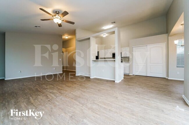 Foto del edificio - 3620 W Bellewood Pl