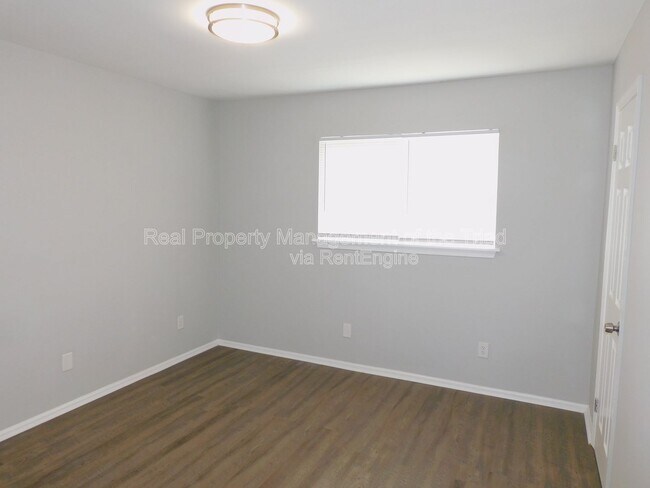 Foto del edificio - 4216 Parker St