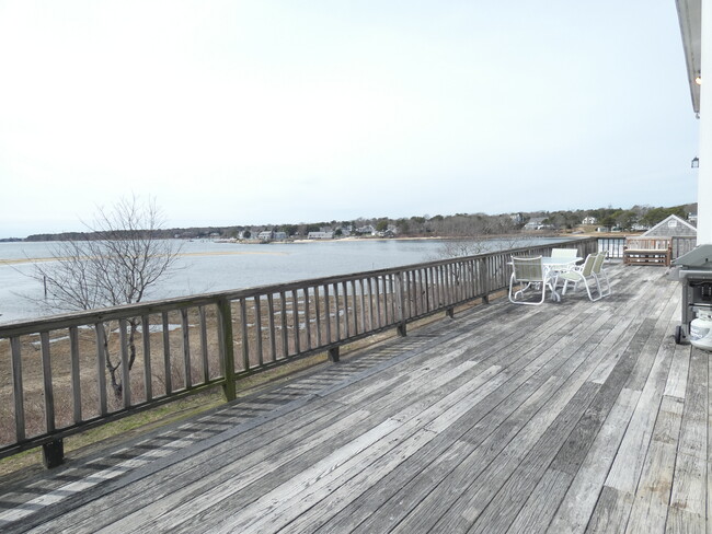 Foto del edificio - 17 Captain Nickerson Ln