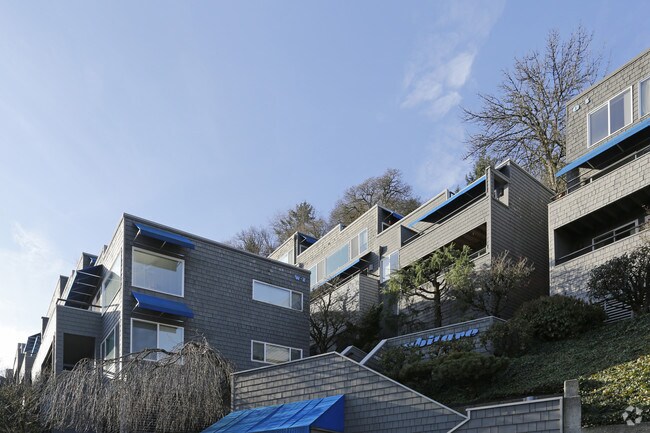 Building Photo - Abitare Apartments