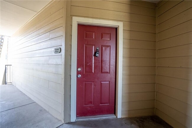 Foto del edificio - 2320 Gracy Farms Ln