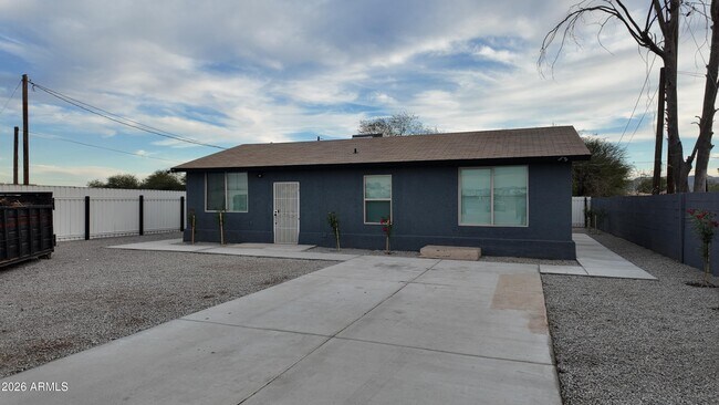 Foto del edificio - 1109 W Broadway Rd