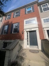 Building Photo - 247 Jackson St