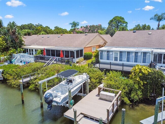 Foto del edificio - 14617 Loridawn Dr