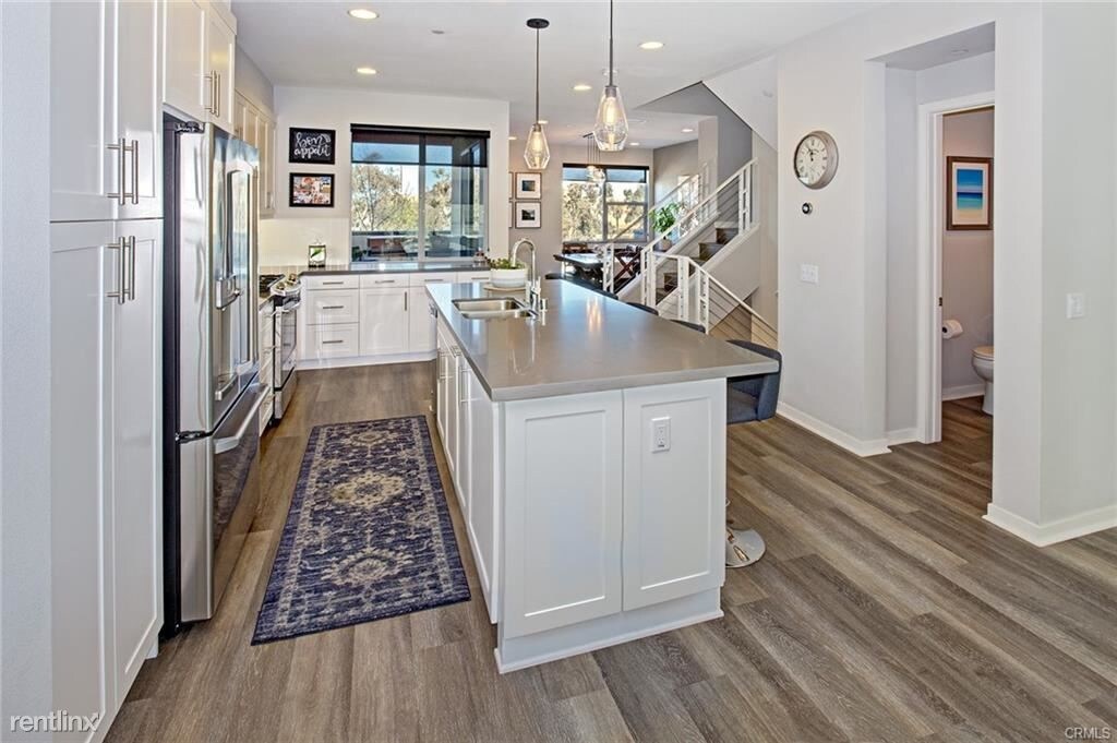 Foto principal - 3 br, 3 bath House - 621 W 17th St