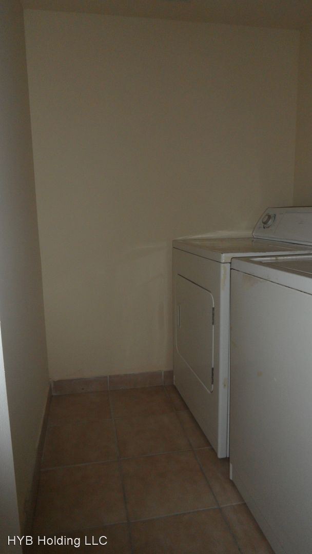 Foto del edificio - 2 br, 2 bath House - 351 Palm Way, Unit 201