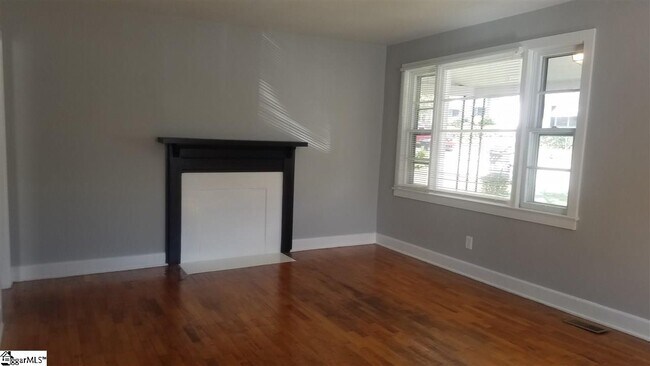 Foto del edificio - 273 Caulder Ave