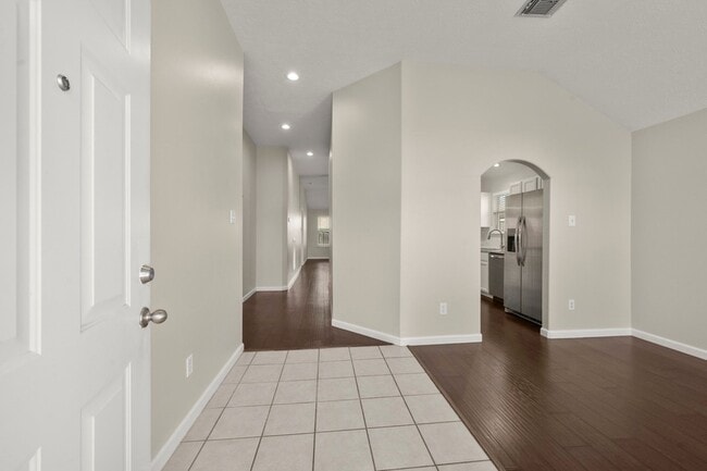 Foto del edificio - 18454 Sunrise Pines Dr