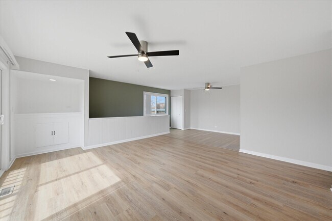 Foto del edificio - 238 Algonquin Ct