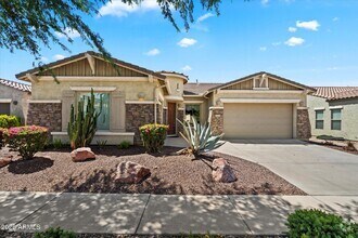 Building Photo - 743 E Torrey Pines Pl