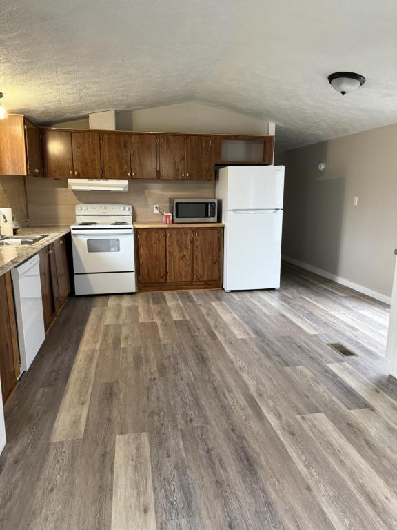 Building Photo - 7017 Big Daddy Dr