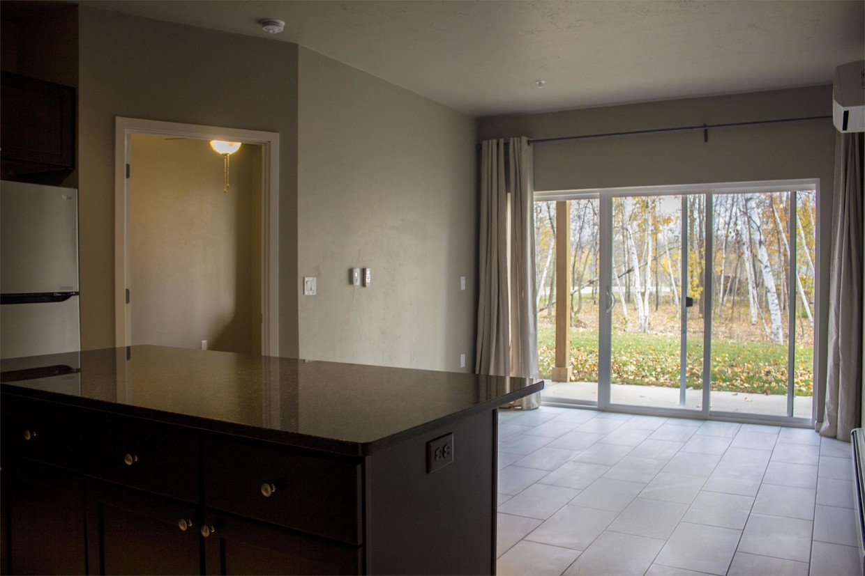 Foto principal - 2301 Sunny Ln