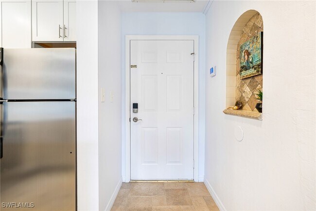 Foto del edificio - 3320 Olympic Dr