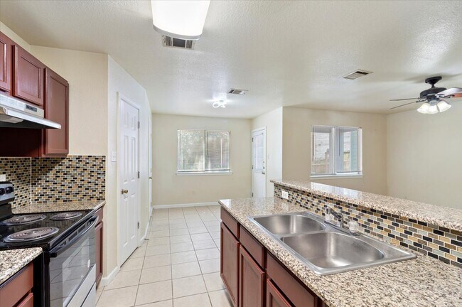 Foto del edificio - 887 Sagewood Trail