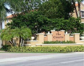 Building Photo - 6670 NW 114th Ave