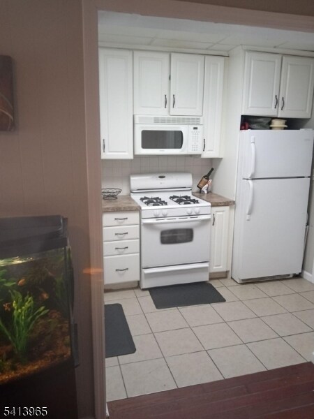 Foto del edificio - 662 Bloomfield Ave