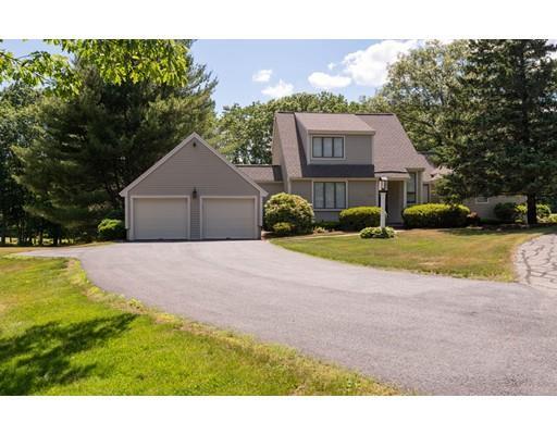 Primary Photo - 26 Niblick Way