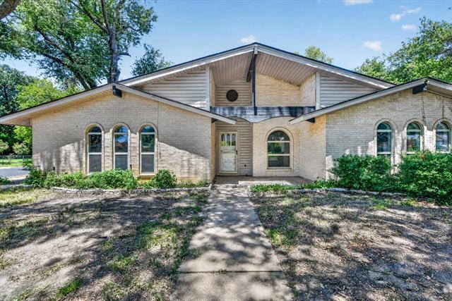 Building Photo - 1901 Knoxville Dr