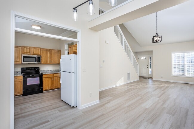 Building Photo - 2708 Upper Dry Falls Ct