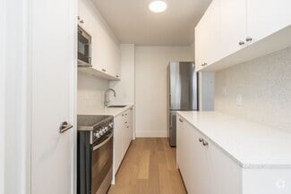 Building Photo - 39 Riverwood Pkwy