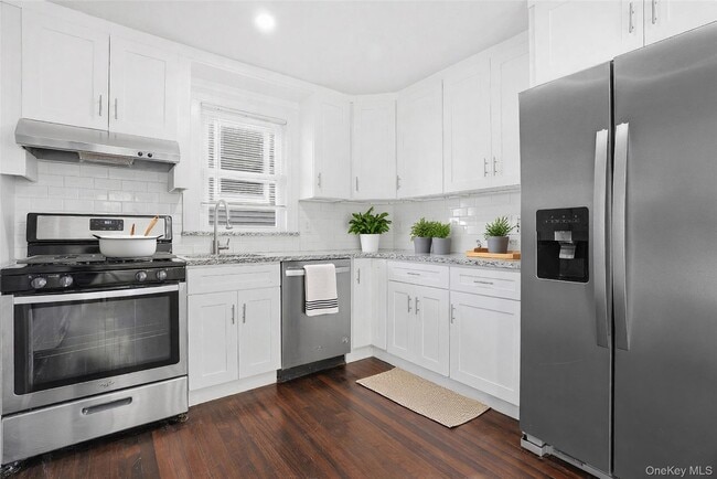 Building Photo - 76 N Kensico Ave