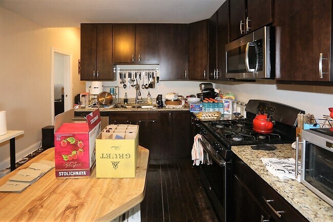 Foto del edificio - 4849 N Seeley Ave