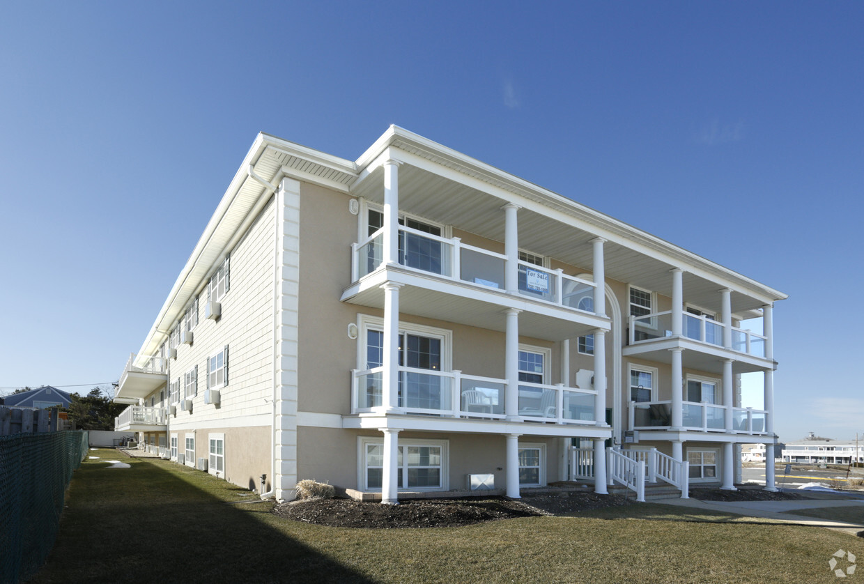 Primary Photo - Residences/Avon-by-the-Sea