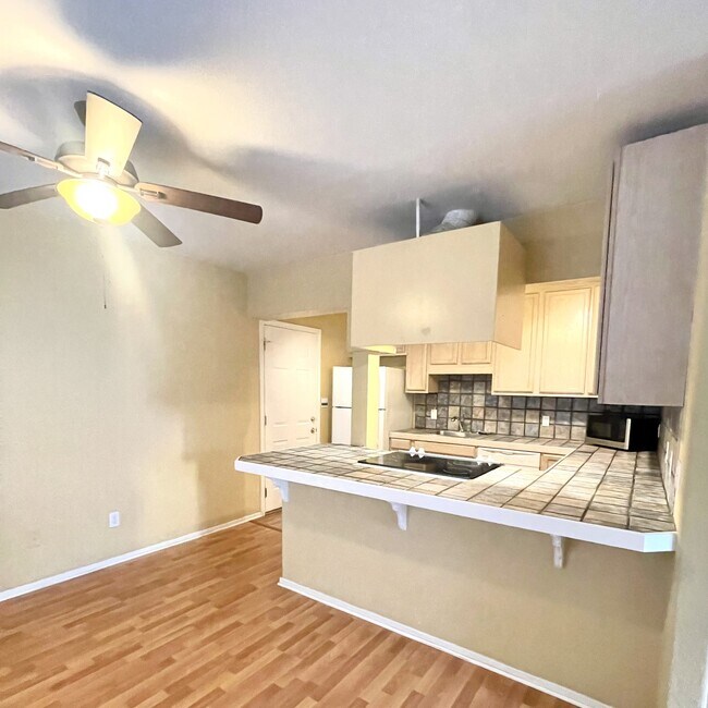 Foto del edificio - 134 Cypress St