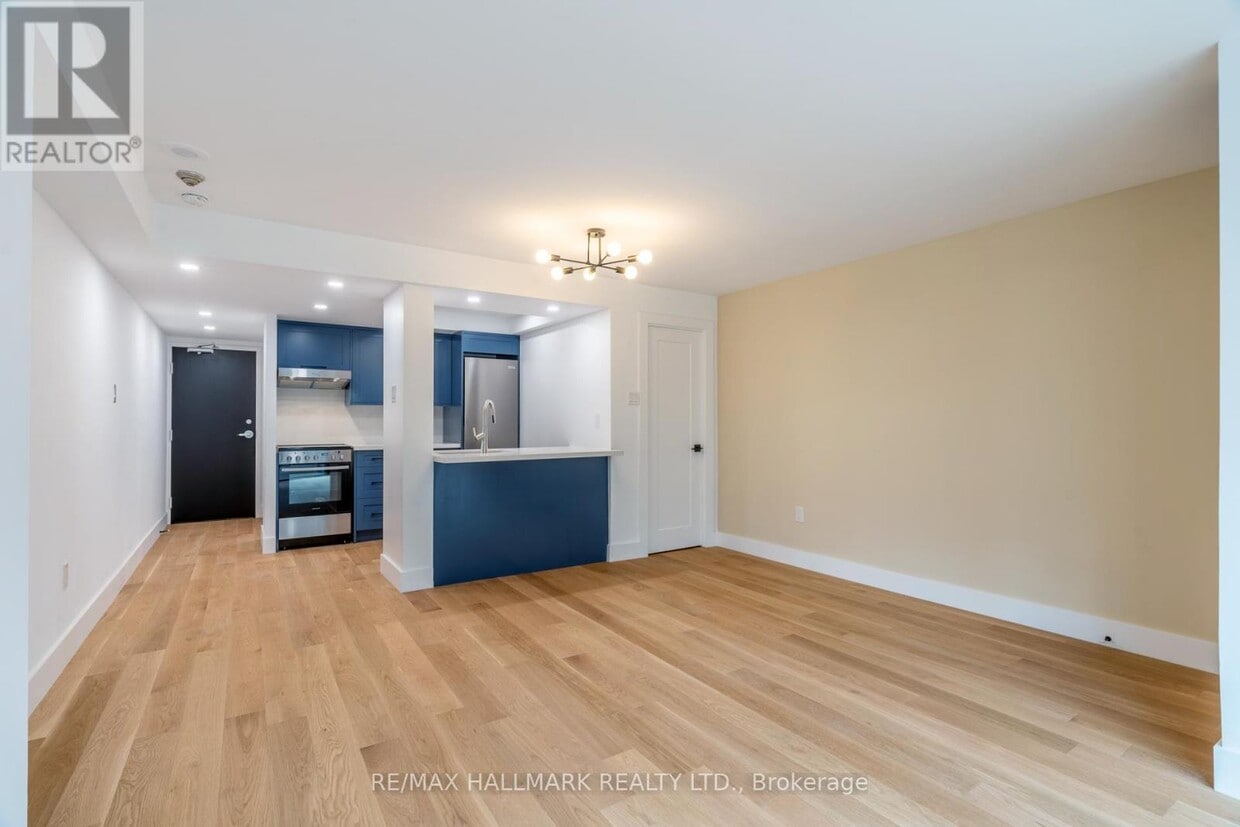 Photo principale - 705 King St W