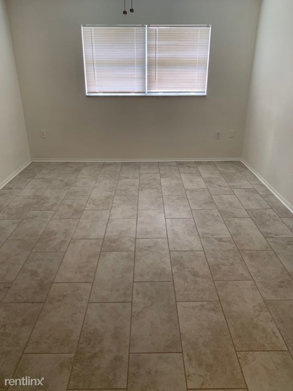 Building Photo - 1 br, 1 bath Apartment - 6923 Julia Ct