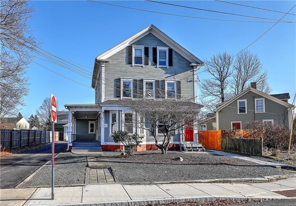 Foto principal - 292 Pleasant St