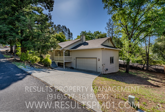 Building Photo - 12634 Vick Ct