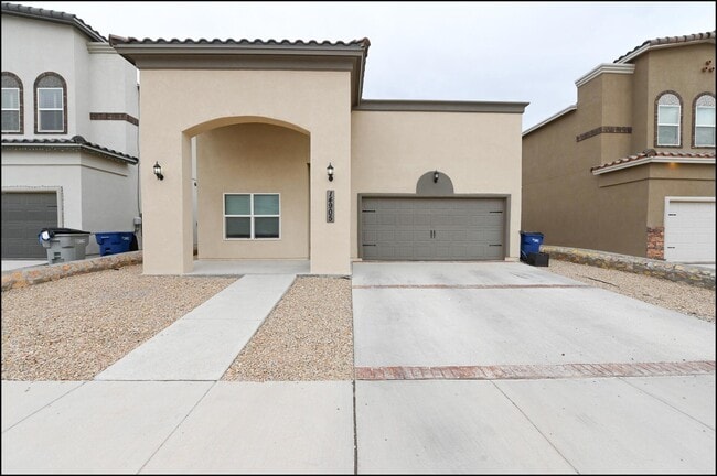 Building Photo - 14905 Tierra Haven Ave