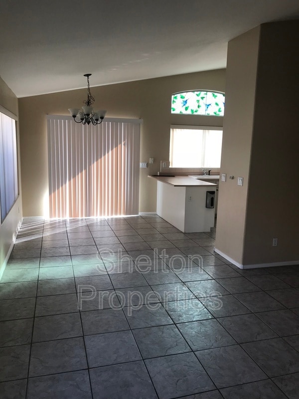 Photo - 17425 N 14th St House